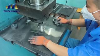 Fluxo do processo de ferramentas de corte de metal duro｜Episódio 5 · Compactação de prensa elétrica